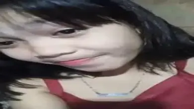 Viral Baju Merah
